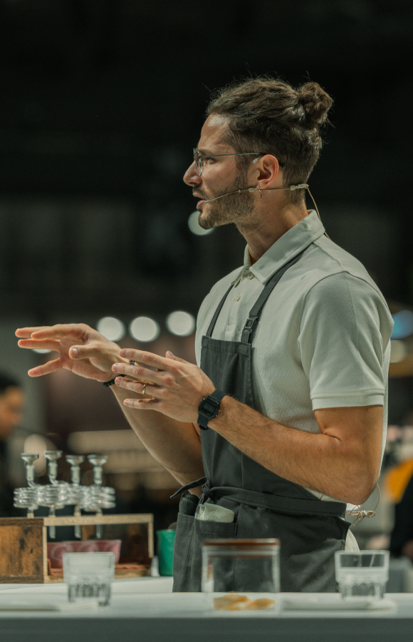 Cristi Oltean on the Romanian Barista Championship stage